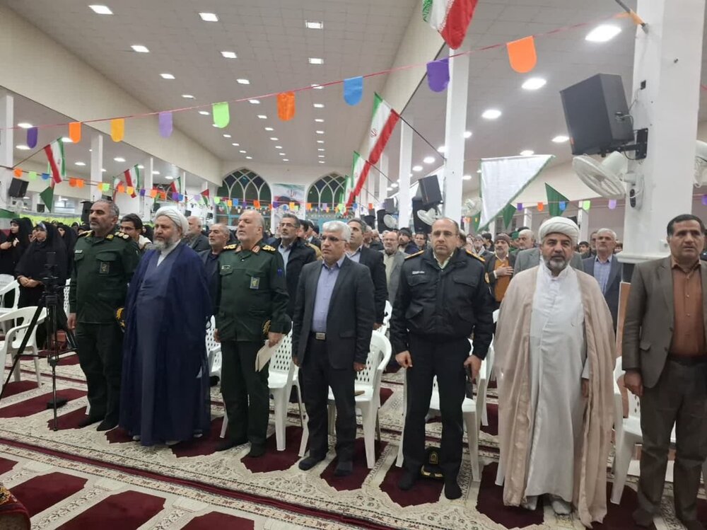 تصاویر/ اجتماع ارکان بسیج به مناسبت دهه فجر درآران و بیدگل