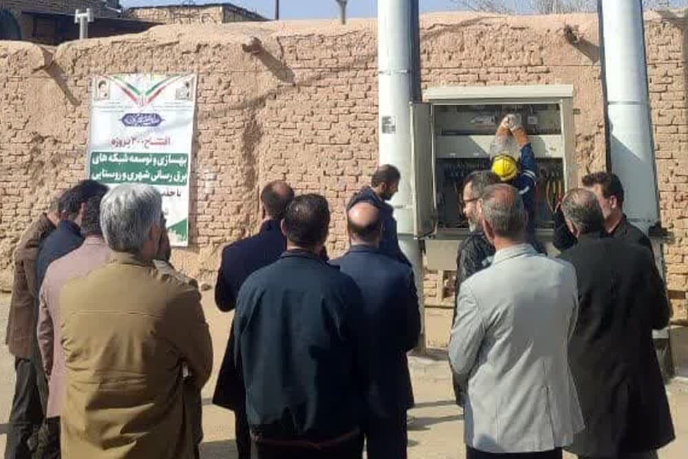 افتتاح و کلنگزنی ۴ طرح عمرانی، خدماتی و کشاورزی در آران و بیدگل