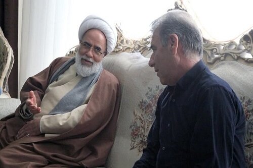 تکریم امام‌ جمعه کرمانشاه از جانبازان دفاع مقدس