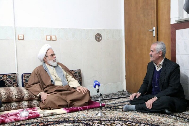 دیدار و تکریم امام جمعه کرمانشاه از جانبازان هشت سال دفاع مقدس