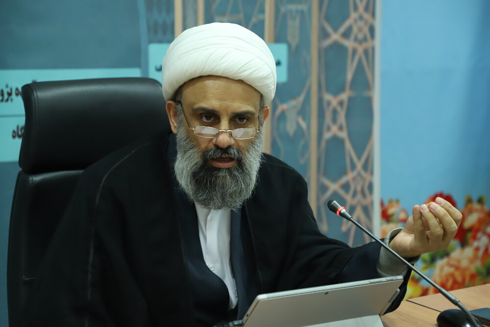 مفاهیم دولت و ملت فراتر از چارچوب هیئت حاکمه است / تحقق عدالت جهانی بدون عدالت انفسی امکان‌پذیر نیست