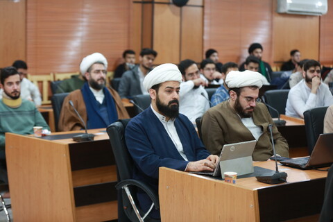 نشست علمی "بازتبیین و آسیب شناسی اندیشه کارکرد نصوص مبین اهداف عالی و مقاصد شریعت در استنباط احکام"