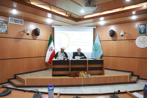 نشست علمی "بازتبیین و آسیب شناسی اندیشه کارکرد نصوص مبین اهداف عالی و مقاصد شریعت در استنباط احکام"