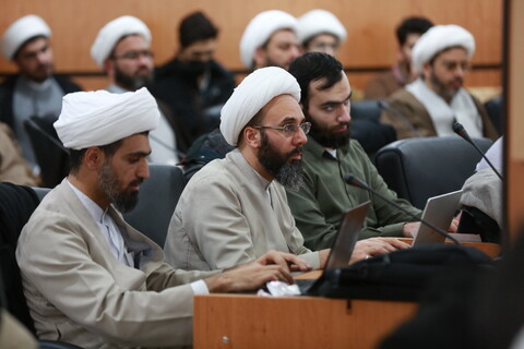 نشست علمی "بازتبیین و آسیب شناسی اندیشه کارکرد نصوص مبین اهداف عالی و مقاصد شریعت در استنباط احکام"