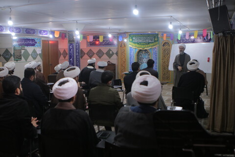 تصاویر/جلسه مبلغین حجرت و طرح امین