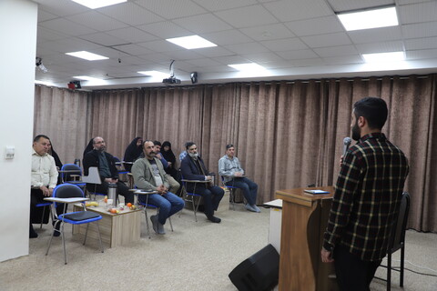 تصاویر/ جلسه با اولیاء دانش آموزان موسسه جام حوزه علمیه خاتم الانبیاء سنندج