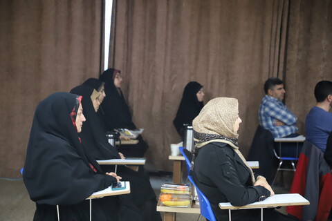 تصاویر/ جلسه با اولیاء دانش آموزان موسسه جام حوزه علمیه خاتم الانبیاء سنندج