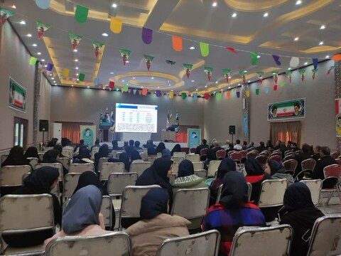 تصاویر/ نشست تخصصی ارائه مقالات علمی برتر اولین اجلاسیه سراسری نماز نیروهای مسلح