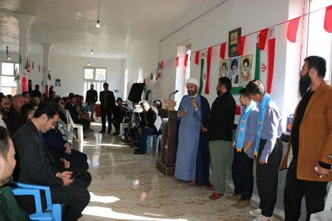 تصاویر/جشن انقلاب و اعیاد شعبانیه در روستای «حاجی شوره» شهرستان کامیاران
