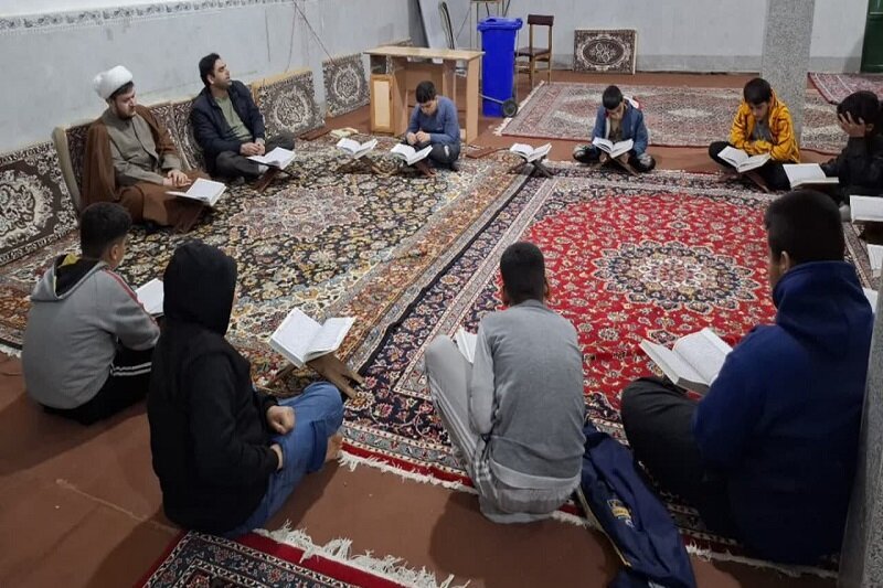 برگزاری طرح ثقلین در مسجد سادات شهرک کرناچی کرمانشاه