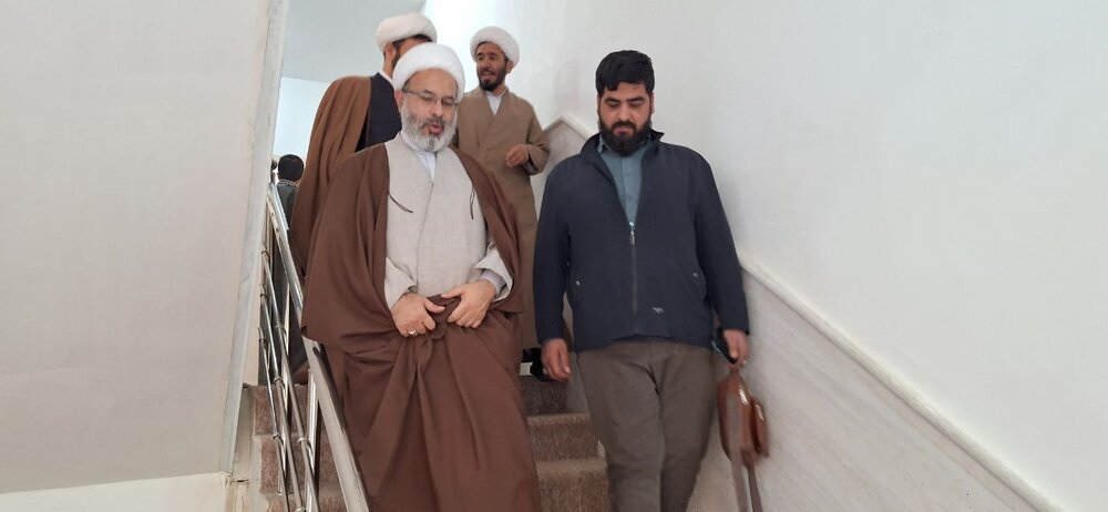 معاون حوزه علمیه کشور با طلاب کادر و اساتید حوزه علمیه کهگیلویه و بویراحمد دیدار و گفت وگو کرد