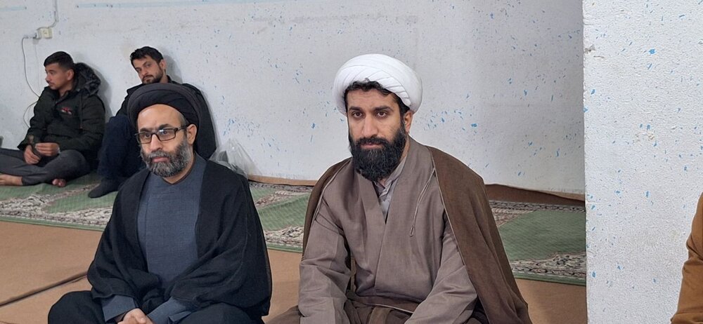 معاون حوزه علمیه کشور با طلاب کادر و اساتید حوزه علمیه کهگیلویه و بویراحمد دیدار و گفت وگو کرد