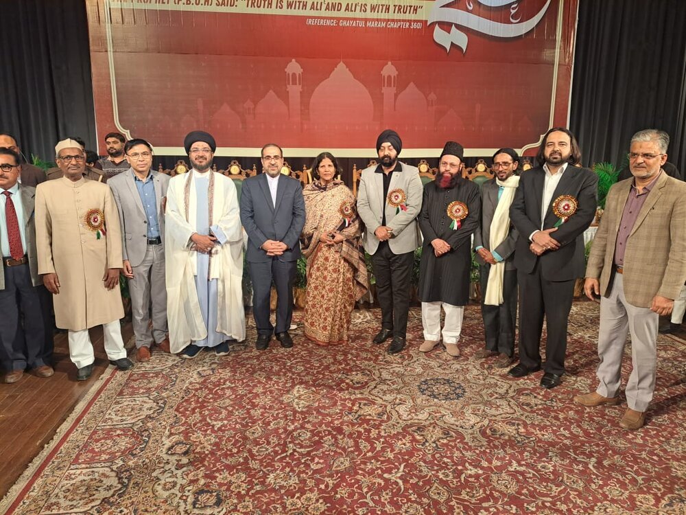 Hindistan’daki Aligarh Müslim Üniversitesi’nde 72. “İmam Ali (a.s.) Günü” Konferansı Düzenlendi