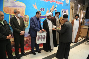 تصاویر/ اجتماع فعالان زکات چهارمحال و بختیاری