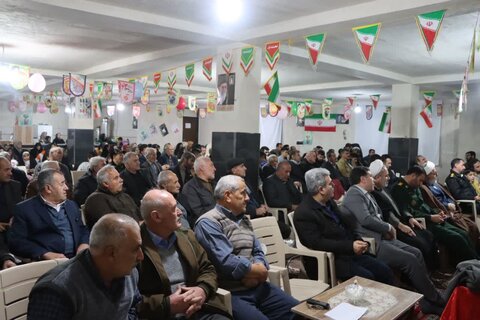 تصاویر/ مراسم گرامیداشت دهه فجر در بهش نازلو