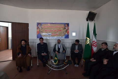 تصاویر/ نشست علمای اهل تشیع و تسنن شهرستان شوط