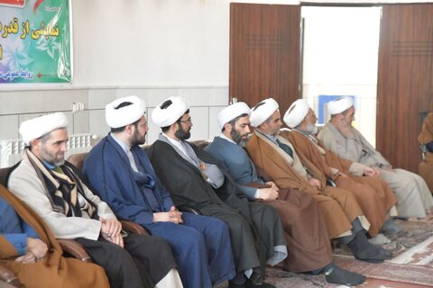 تصاویر/ نشست علمای اهل تشیع و تسنن شهرستان شوط