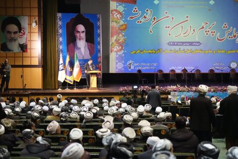 تصاویر/ همایش پرچمداران دین و اندیشه در مهاباد