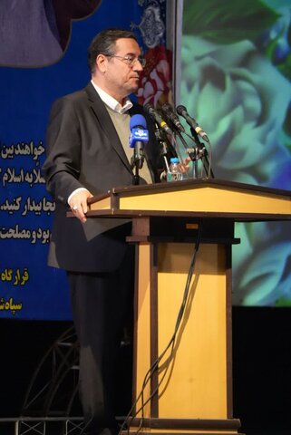 تصاویر/ همایش پرچمداران دین و اندیشه در مهاباد