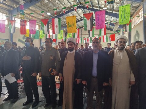 برگزاری جشن انقلاب درمرکز بخش میربگ دلفان