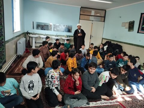 تصاویر/  نشست های فرهنگی  "مهدویت و انقلاب اسلامی " در مدارس خوی