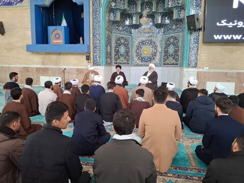 تصاویر/ دیدار طلاب شهرستان میاندوآب با نماینده ولی فقیه در آذربایجان غربی