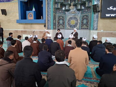 تصاویر/ دیدار طلاب شهرستان میاندوآب با نماینده ولی فقیه در آذربایجان غربی