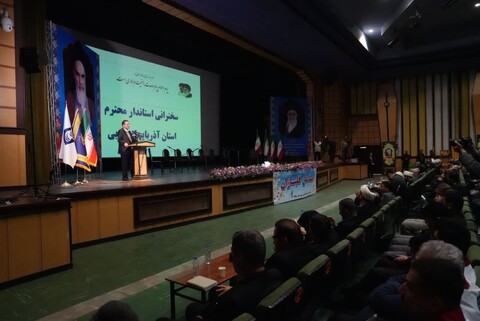 تصاویر/ همایش پرچمداران دین و اندیشه در مهاباد