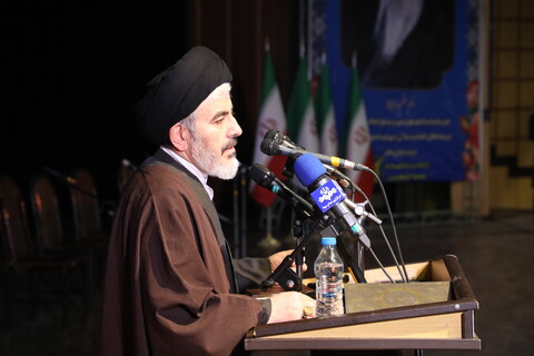 تصاویر/ همایش پرچمداران دین و اندیشه در مهاباد