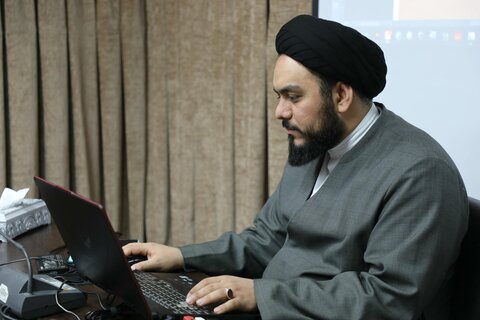 کارگاه یکروزه آموزشی اینفوگرافیک «حجره هنر»