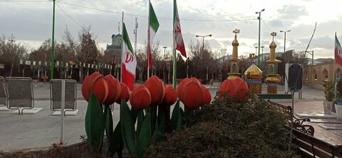 تصاویر/غبارروبی مزار شهدا توسط طلاب مدرسه علمیه حضرت زهرا (س)سنجان