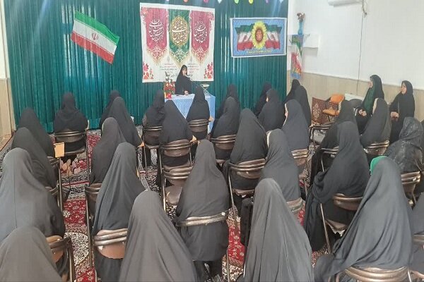 انقلاب زمینه بیداری اسلامی را در جهان مهیا کرد