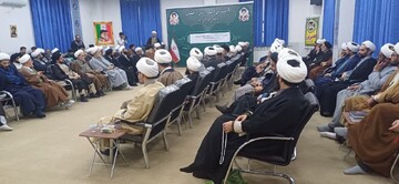 تصاویر/ دیدار رئیس مرکز حفاظت و اطلاعات قوه قضائیه با طلاب و روحانیون لرستان