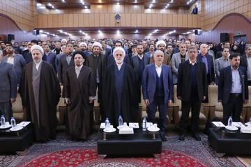 تصاویر/ دیدار رئیس قوه قضاییه با کارکنان دستگاه قضایی لرستان