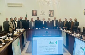 کنگره علامه بهابادی یزدی در سطح فراملی برگزار شود