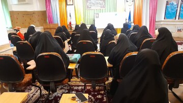 خداوند در قلب انسان‌ها حضور دارد، مراقب باشید دلی را نشکنید/ دل حریم خداست؛ دلی را نشکنیم