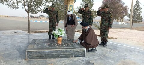 رونمایی از کتاب «بیرق های عزت» در گروه ۸۴۰موشکی نزاجا