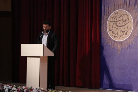 تصاویر دیدار رئیس قوه قضاییه با کارکنان دستگاه قضایی لرستان