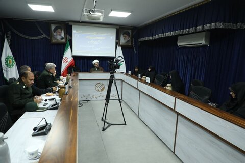 نشست تخصصی با محوریت بررسی چالش‌ها و آسیب‌های اشتغال زنان
