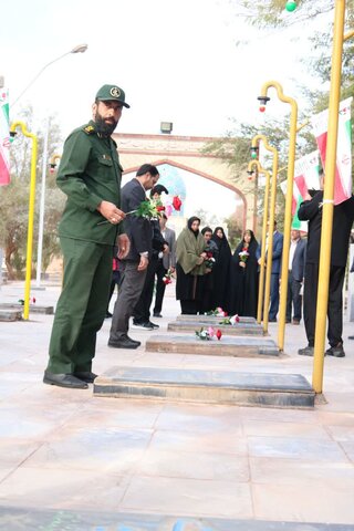 غبارروبی گلزار شهدا