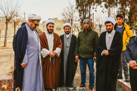 تصاویر/ تجدید میثاق طلاب تکاب با شهدا