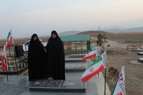 تصاویر/ غبارروبی مزار شهدای گمنام شهرستان ماکو