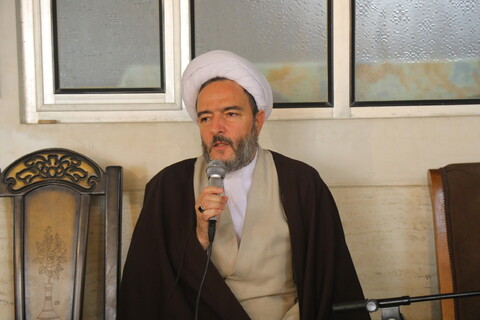 تصاویر / نشست طلاب و فضلای شهرستان بیجار با نماینده ولی فقیه در استان کردستان