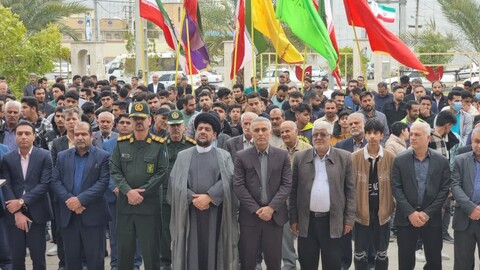 تصاویر/ غبارروبی قبور مطهر شهدای گناوه