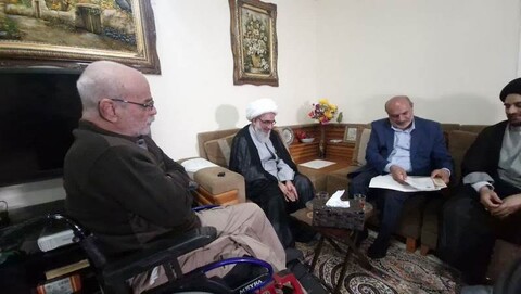 تصاویر/ دیدار امام جمعه بوشهر با برخی جانبازان دفاع مقدس