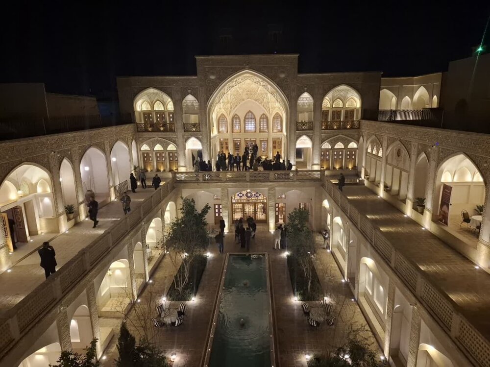 افتتاح سه اقامتگاه سنتی با حضور وزیر میراثفرهنگی در کاشان