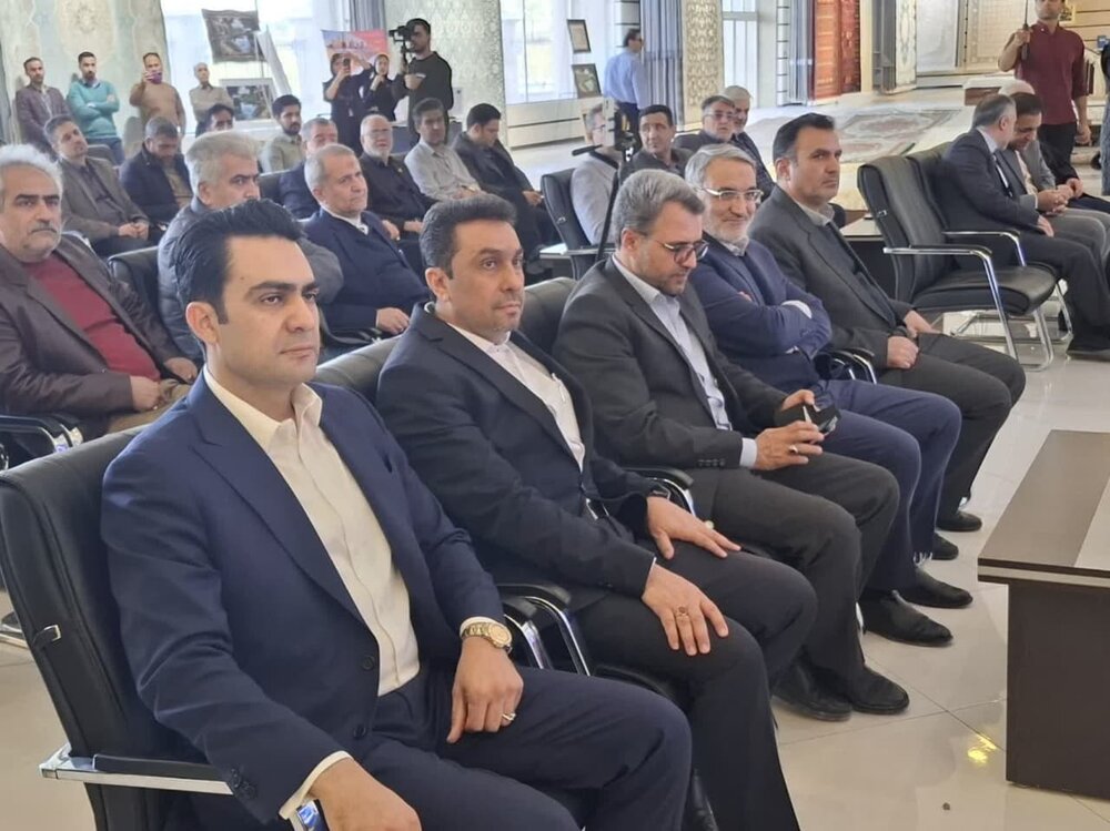 نیروگاه خورشیدی ۳ مگاواتی یلدای کویر کاشان افتتاح شد