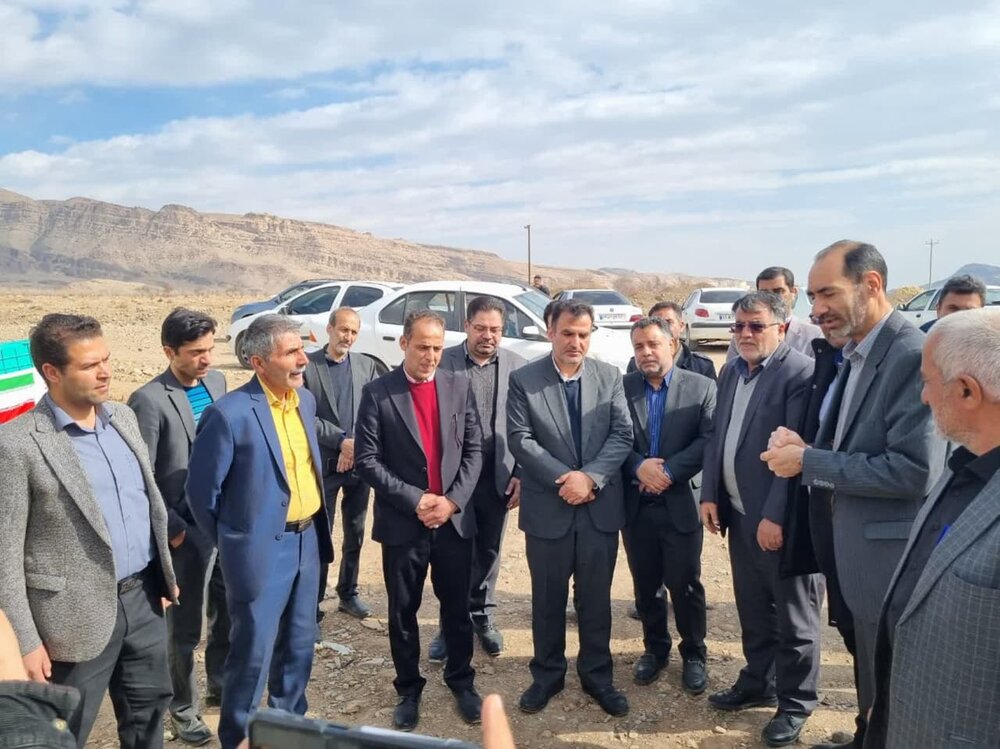 افتتاح و بهرهبرداری از گلخانه روستای برزآباد