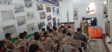 تصاویر/ غرفه مدرسه علمیه المهدی(عج) آران و بیدگل در نمایشگاه دستاوردهای انقلاب اسلامی