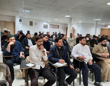 تصاویر/ برگزاری دومین روز کارگاه تلبس طلاب مدارس علمیه منطقه کاشان